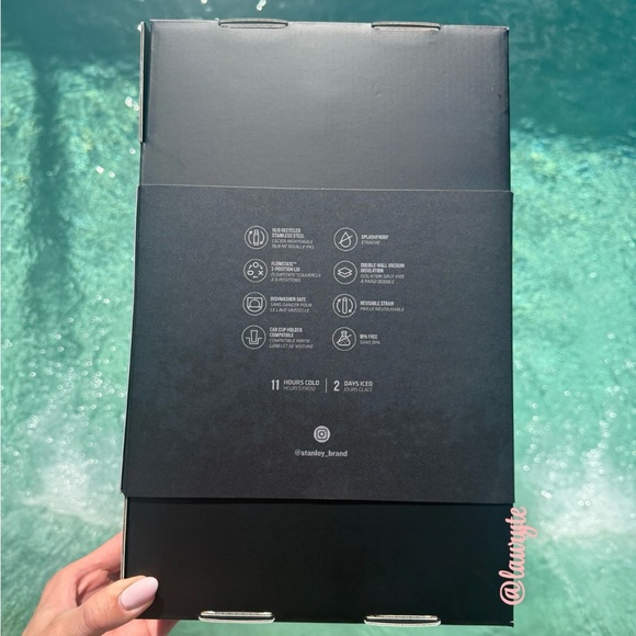 Stanley 💀 Halloween Icon Deadly Damask Quencher H2.0 Flowstate Stainless Tumbler - Picture 14 of 14